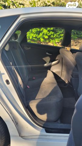 טויוטה פריוס