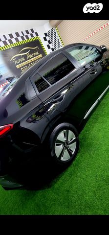 יונדאי איוניק