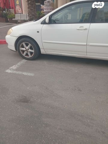 טויוטה קורולה