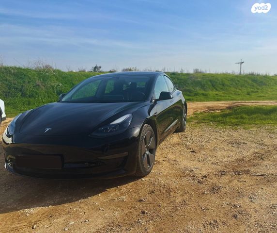 טסלה מודל 3