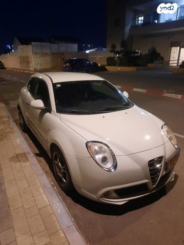 מודעת רכב אלפא רומיאו מיטו