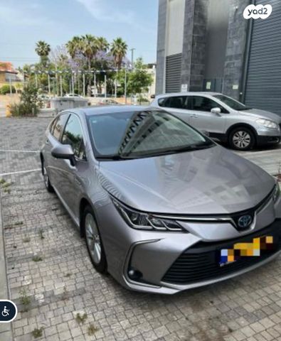מודעת רכב טויוטה קורולה