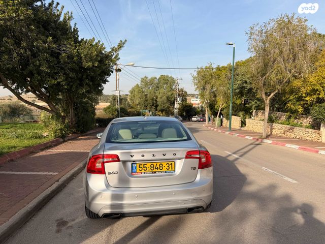 וולוו S60