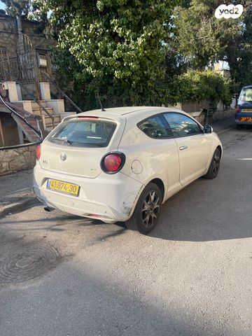 אלפא רומיאו מיטו