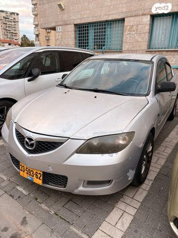 מאזדה 3