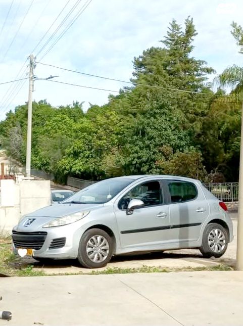 מודעת רכב פיג'ו 207