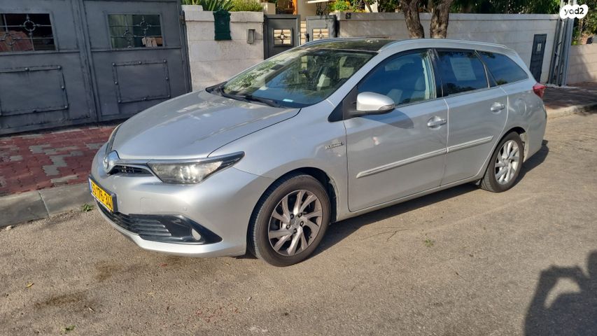 מודעת רכב טויוטה אוריס