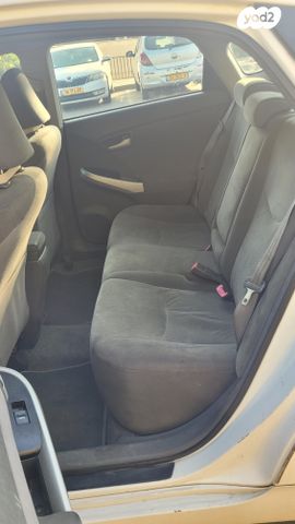 טויוטה פריוס