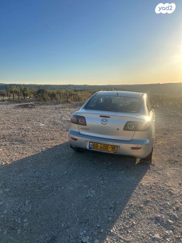 מודעת רכב מאזדה 3