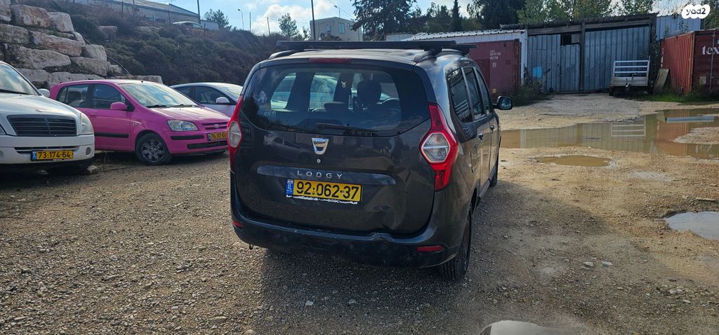 מודעת רכב דאצ'יה לודג'י