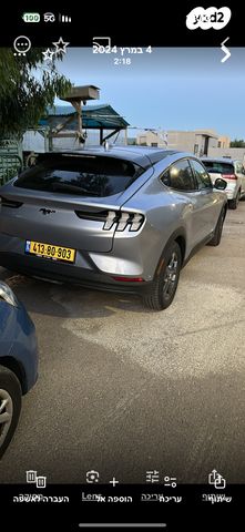 מודעת רכב פורד מוסטנג Mach-E