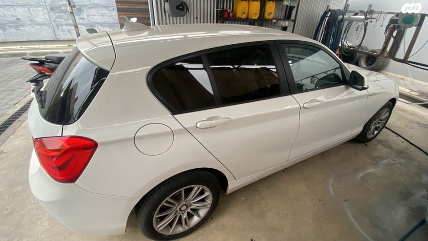 מודעת רכב ב מ וו סדרה 1