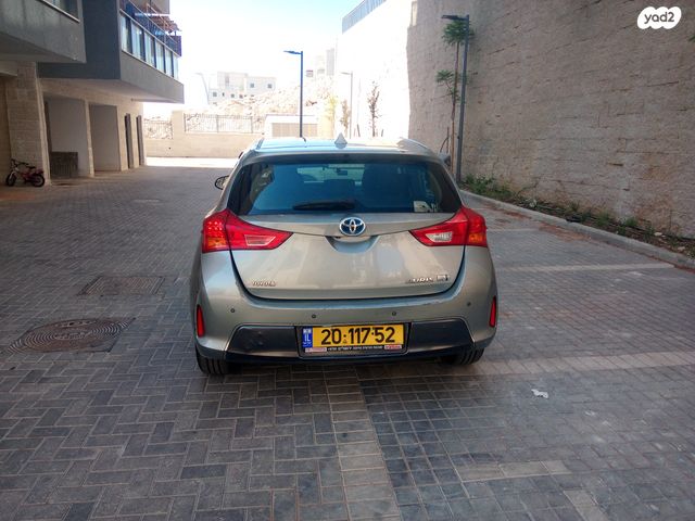 טויוטה אוריס