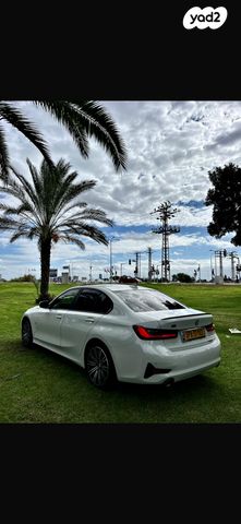 מודעת רכב ב מ וו סדרה 3