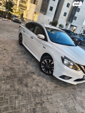 ניסאן סנטרה