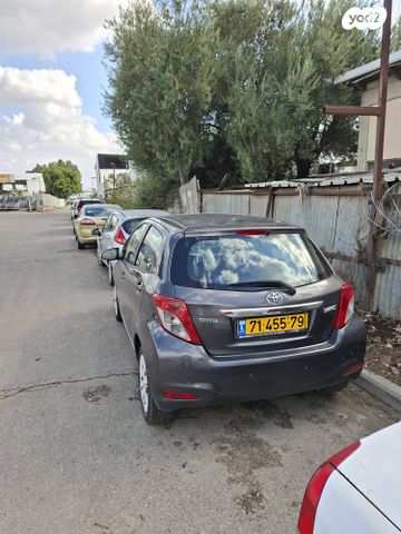 מודעת רכב טויוטה יאריס