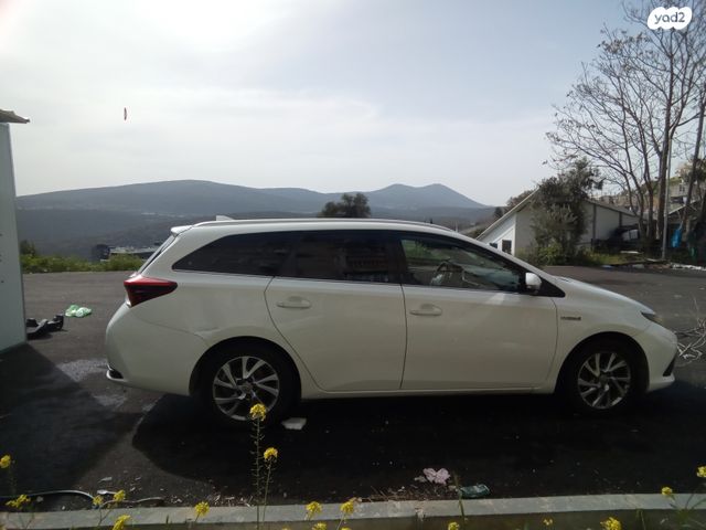 מודעת רכב טויוטה אוריס