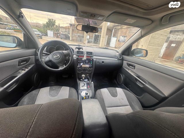 מודעת רכב מאזדה 3