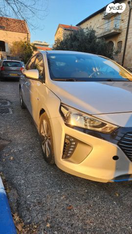 יונדאי איוניק