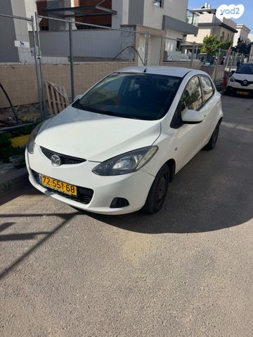 מודעת רכב מאזדה 2