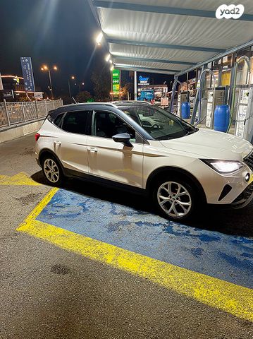 מודעת רכב סיאט ארונה