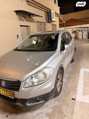 סוזוקי קרוסאובר