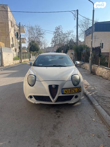 מודעת רכב אלפא רומיאו מיטו