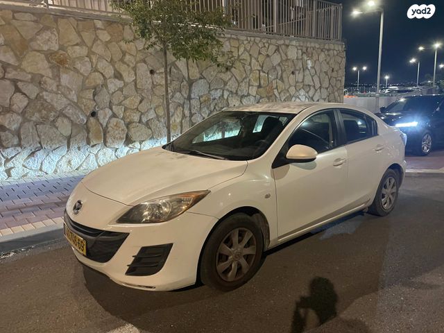 מודעת רכב מאזדה 3