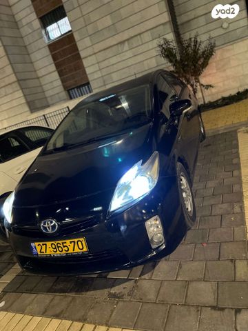 מודעת רכב טויוטה פריוס
