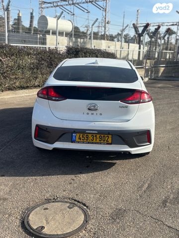 יונדאי איוניק