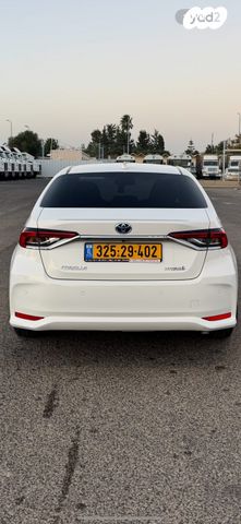 טויוטה קורולה