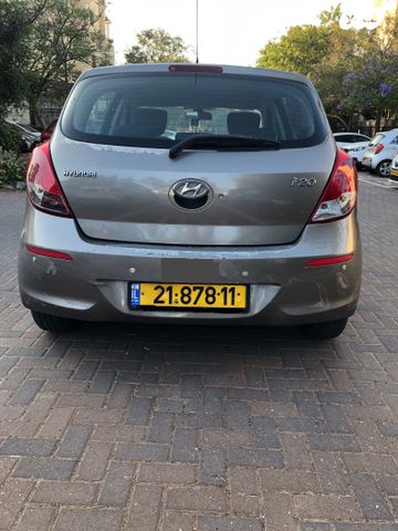 מודעת רכב יונדאי i20