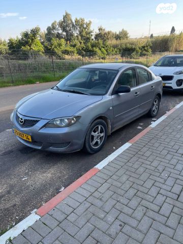 מאזדה 3