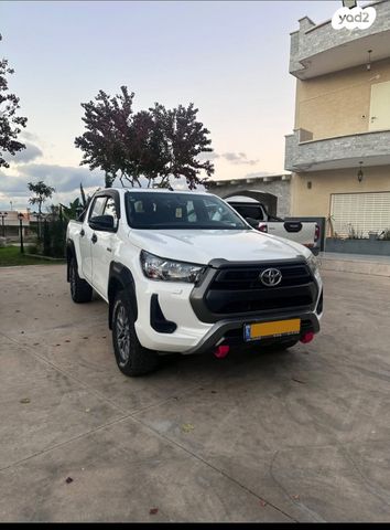 מודעת רכב טויוטה היילקס