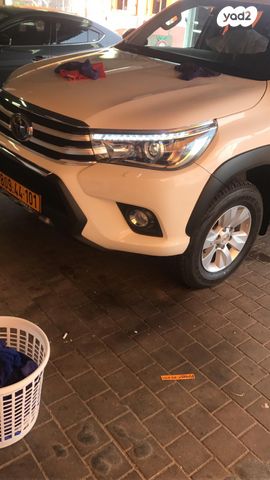 טויוטה היילקס