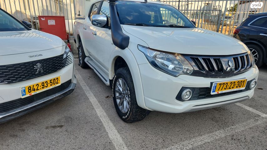 מיצובישי טרייטון / L200