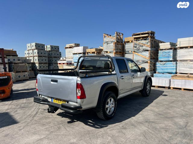 איסוזו די-מקס