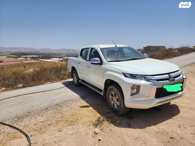 מיצובישי טרייטון / L200