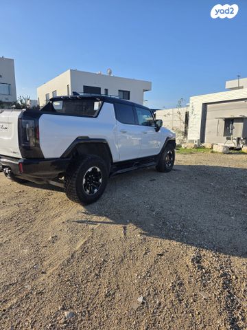 מודעת רכב ג'י.אם.סי האמר EV