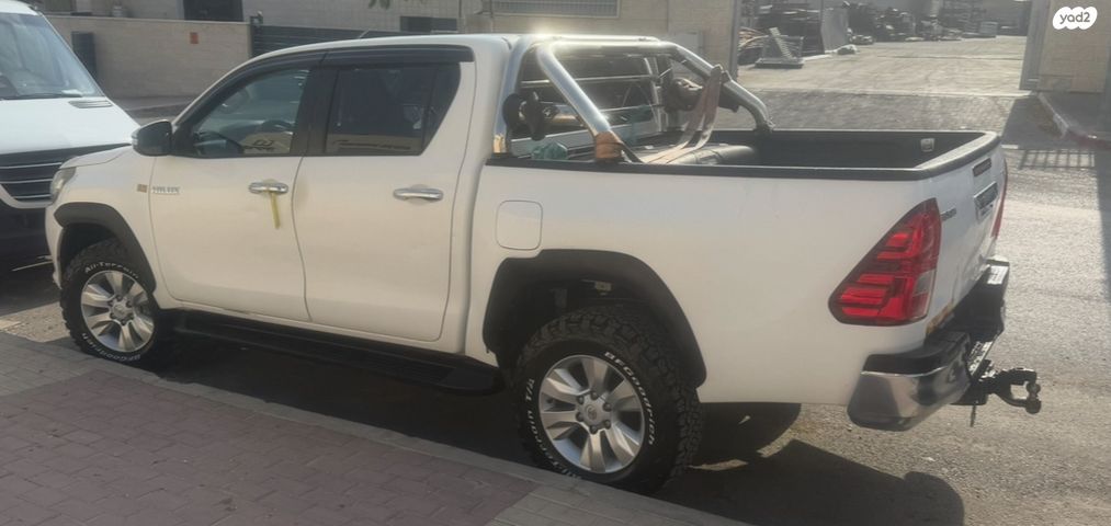 מודעת רכב טויוטה היילקס