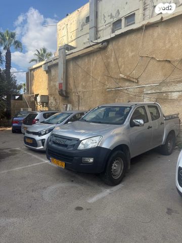 מודעת רכב איסוזו די-מקס