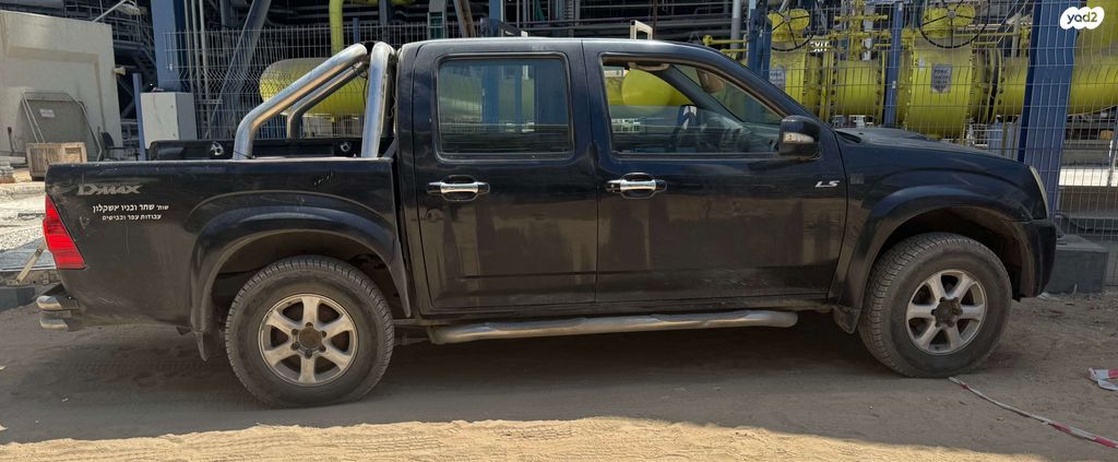 מודעת רכב איסוזו די-מקס