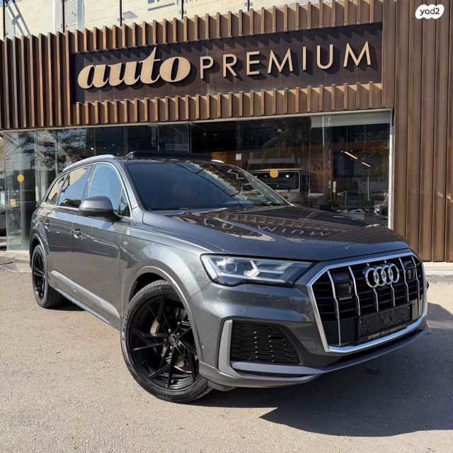 מודעת רכב אאודי Q7