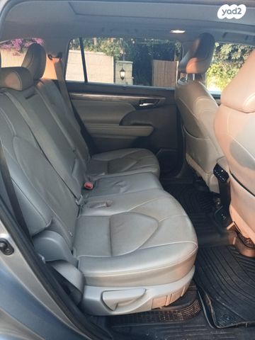 טויוטה היילנדר