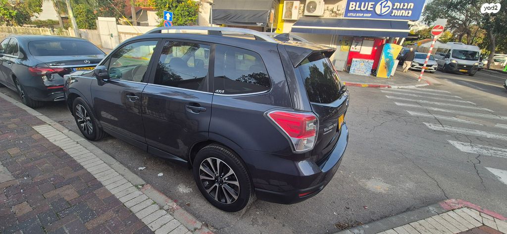 סובארו פורסטר