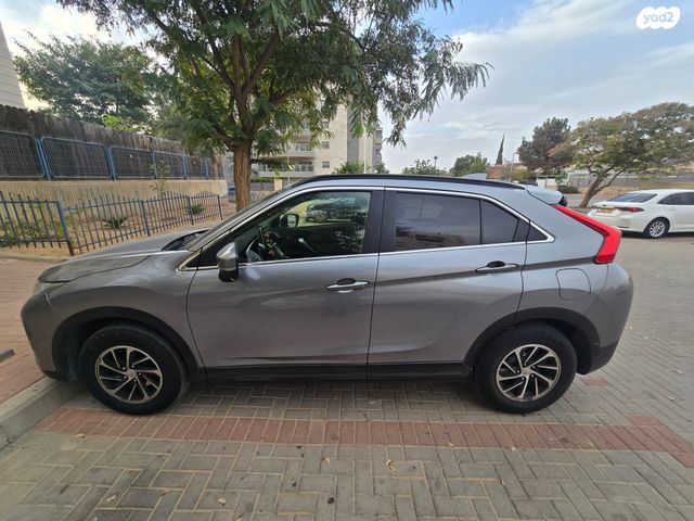 מודעת רכב מיצובישי אקליפס קרוס