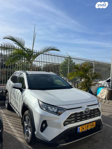 טויוטה RAV4