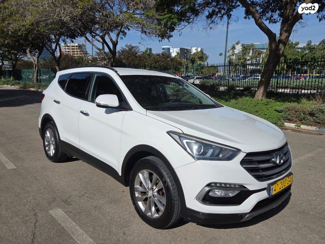 יונדאי סנטה פה