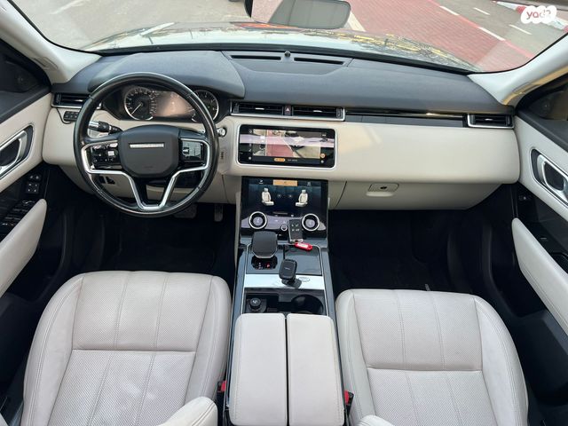 לנד רובר ריינג' רובר ולאר