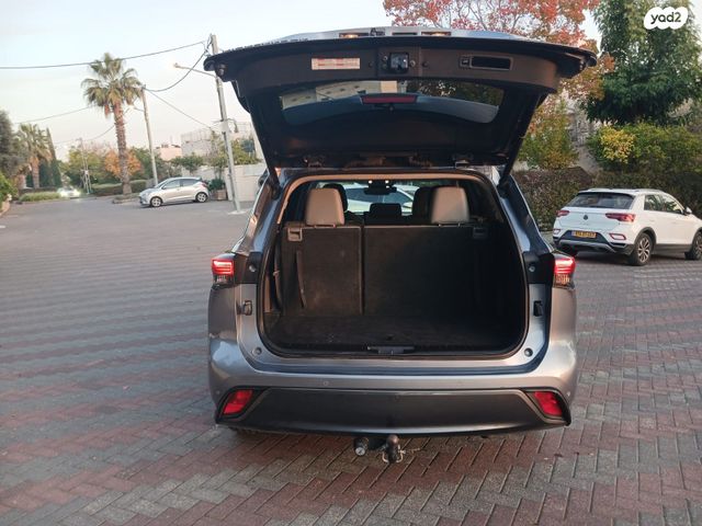 טויוטה היילנדר